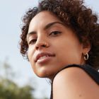 Alternate image 6 for Neutrogena&reg; 25-Count Makeup Remover Wipes