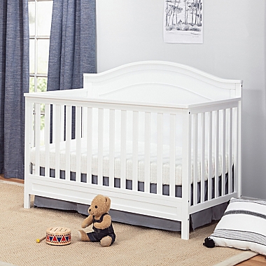 DaVinci Charlie 4-in-1 Convertible Crib in White. View a larger version of this product image.