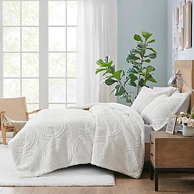 Madison Park&reg; Arya Embroidered Faux Fur Ultra Plush 3-Piece Full/Queen Duvet Cover Set in Ivory. View a larger version of this product image.