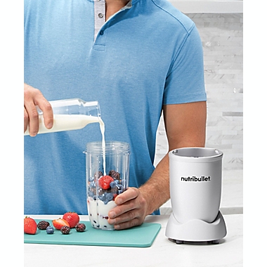 NutriBullet&reg; PRO 900 Personal Blender in White. View a larger version of this product image.