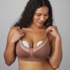 Alternate image 1 for Willow&trade; Large Daily Pumping Bra in Nutmeg