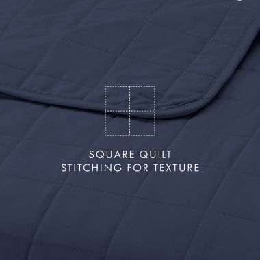 Home Collection Square 3-Piece Full/Queen Quilt Set in Navy. View a larger version of this product image.