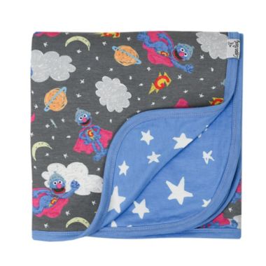 Copper Pearl&reg; Super Grover 3-Layer Reversible Stretchy Quilt in Grey. View a larger version of this product image.