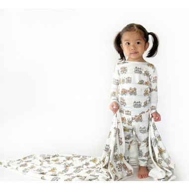 Bellabu Bear Zoo Train Baby Blanket in White. View a larger version of this product image.