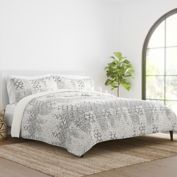 Home Collection Distressed Aztec 3-Piece Reversible Quilt Set