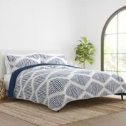 Home Collection Striped Diamond Stitch 2-Piece Twin/Twin XL Quilt Set