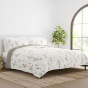 Home Collection Watercolor Leaves Stripe 3-Piece Reversible Quilt Set