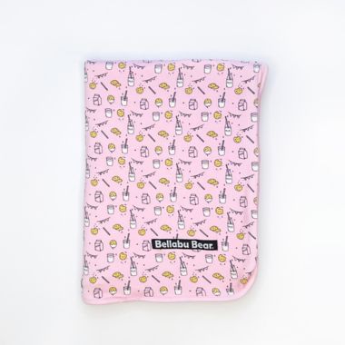 Bellabu Bear&reg; Milk and Cookies 2-Layer Reversible Bamboo Blanket in Pink. View a larger version of this product image.