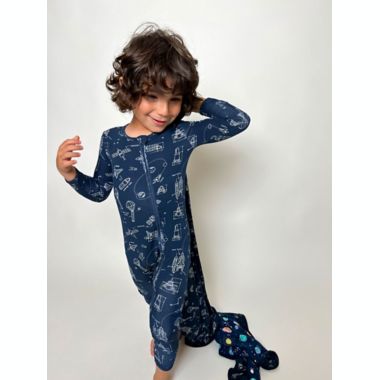 Bellabu Bear&reg; Planets 2-Layer Reversible Bamboo Blanket in Blue. View a larger version of this product image.
