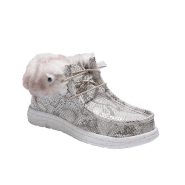 Lamo&reg; Cassidy Size 9 Women's Casual Shoe in Dove Snake. View a larger version of this product image.