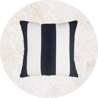 outdoor pillows & cushions