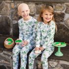 Alternate image 2 for Burt's Bees Baby&reg; Size 3T 2-Piece Cutest Clover St. Patrick's Day Pajama Set in Emerald