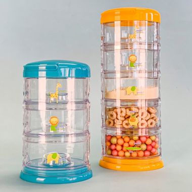 Innobaby Packin&#39; SMART 5-Tier Zoo Animal Stackable Container Set in Strawberry. View a larger version of this product image.