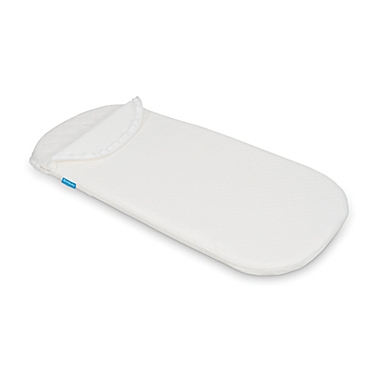 UPPAbaby&reg; Bassinet Mattress Cover in White. View a larger version of this product image.