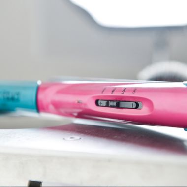 Bed Head&reg; Little Tease 1-Inch Ceramic Hair Crimper in Pink/Blue. View a larger version of this product image.