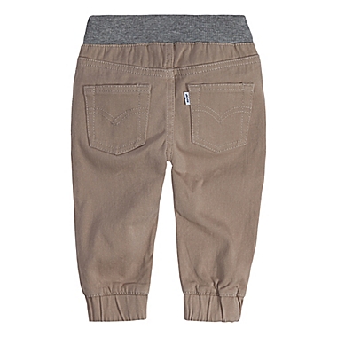 Levi&#39;s&reg; Size 12M Chino Twill Jogger Pant. View a larger version of this product image.