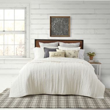 Bee &amp; Willow&trade; Camden Plaid Rug in Grey/Ivory. View a larger version of this product image.