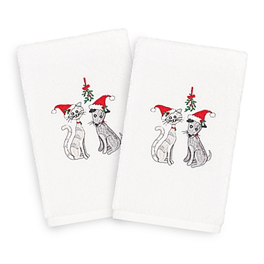 Linum Home Christmas Cute Couple 2-Piece Hand Towel Set in White. View a larger version of this product image.