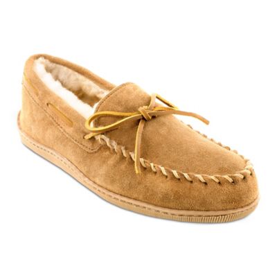 minnetonka mens moccasin slippers