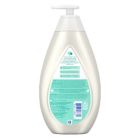 Alternate image 1 for Johnson's&reg; CottonTouch&trade; 27.1 fl. oz. Newborn Wash and Shampoo