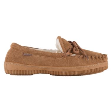 Lamo&reg; Classic Women's Moccasins in Chestnut. View a larger version of this product image.
