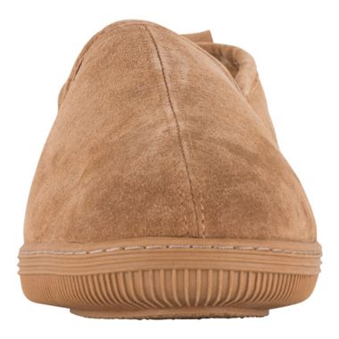 Lamo&reg; Romeo Men's Slippers in Chestnut. View a larger version of this product image.