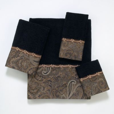 black bath towels