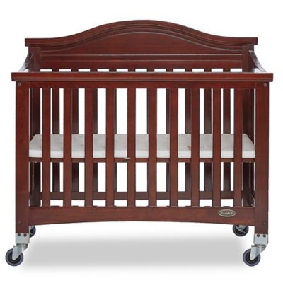 folding travel crib