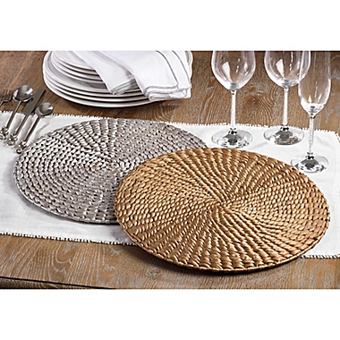 Saro Lifestyle Kailua Hyacinth Round Placemats in Silver (Set of 4). View a larger version of this product image.