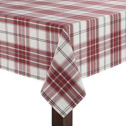 Christmas Linens Tablecloth Placemats Napkins Bed