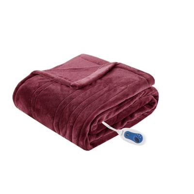 Beautyrest Heated Plush Oversized Solid Throw in Red