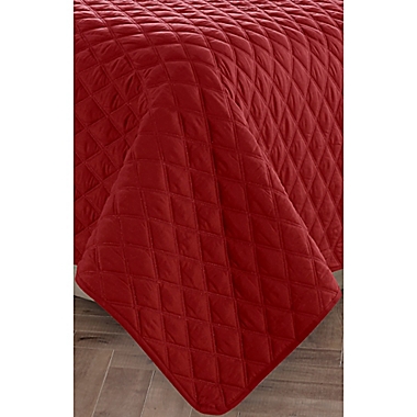 Luxury Diamond Reversible Full/Queen Quilt Set in Burgundy/Grey. View a larger version of this product image.