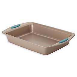 Rachael Ray™ Cucina Nonstick 9-Inch x 13-Inch Cake Pan in Latte Brown/Agave Blue