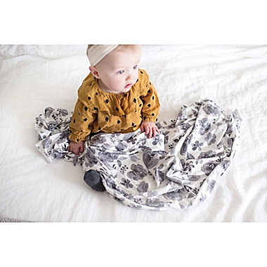 Copper Pearl&trade; Rowan Swaddle Blanket in Black/White. View a larger version of this product image.