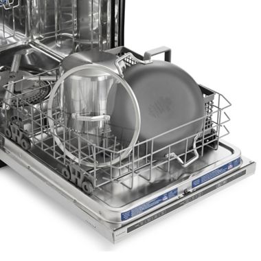 Calphalon&reg; Signature&trade; Nonstick 12-Inch Everyday Covered Pan. View a larger version of this product image.