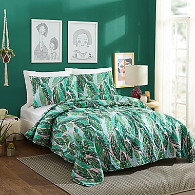 Justina Blakeney Nana Twin XL Quilt Set in Green. View a larger version of this product image.