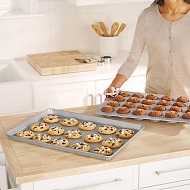 Wilton&reg; Baker&#39;s Best Nonstick Oversized 21-Inch x 15-Inch Jelly Roll Pan. View a larger version of this product image.