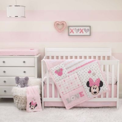 minnie mouse baby comforter set