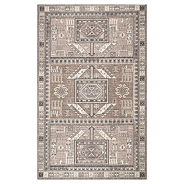 NuLOOM Aztec 4&#39; x 6&#39; Area Rug in Beige. View a larger version of this product image.
