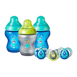 Tommee Tippee® Closer to Nature® 9 oz. Stage 1 Baby Boy Bottles and Pacifiers Set