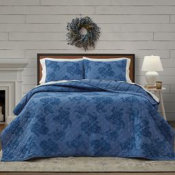Bee & Willow™ Crystal Rose Reversible Quilt