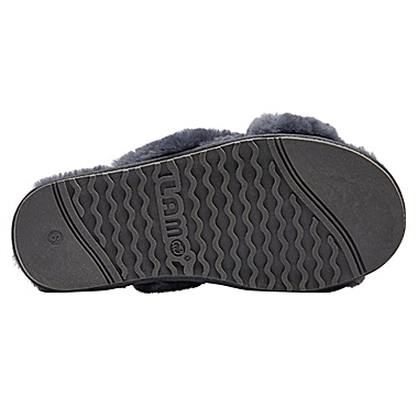 Lamo&reg; Serenity Medium Women&#39;s Slipper in Charcoal. View a larger version of this product image.