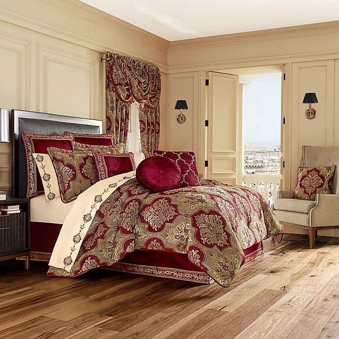 J. Queen New York&trade; Maribella Queen Comforter Set in Crimson