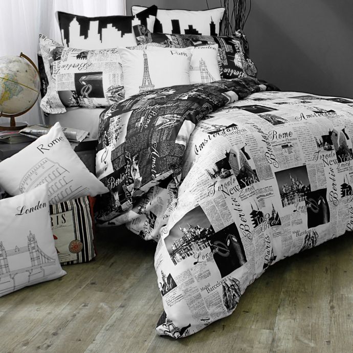 Passport London and Paris Reversible Duvet Cover Set in Black/White