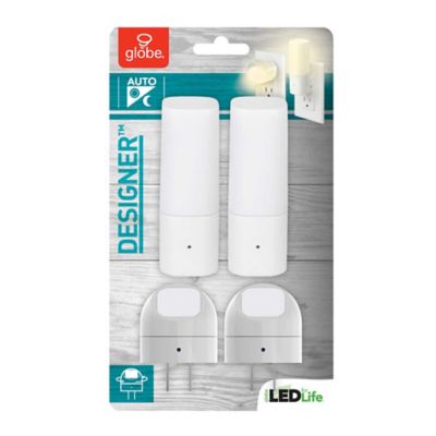 Globe Electric 4-Pack Automatic Dusk to Dawn Directional &amp; Cylinder LED Night Light Set