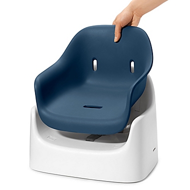 OXO Tot&reg; Nest Booster Seat with Straps in Navy. View a larger version of this product image.