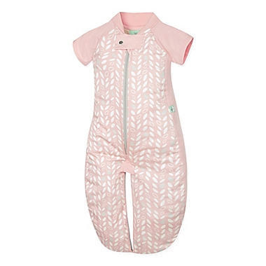 ergoPouch&reg; Size 2-12M Organic Cotton Sleep Suit Bag in Spring Leaves. View a larger version of this product image.