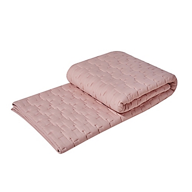 O&amp;O by Olivia &amp; Oliver&trade; Lofty Stitch King Quilt in Rose. View a larger version of this product image.