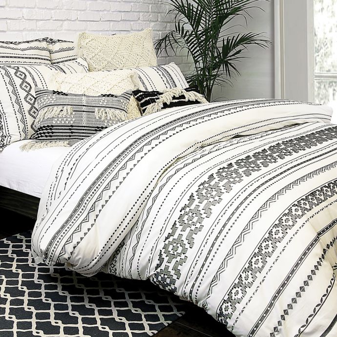 Bedding white. A Set of Bed Linen with a pattern.