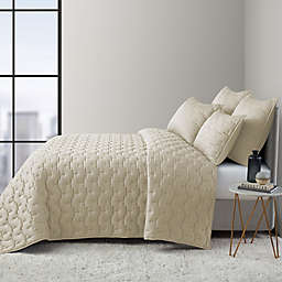 O&O by Olivia & Oliver™ Lofty Stitch Full/Queen Quilt in Antique White